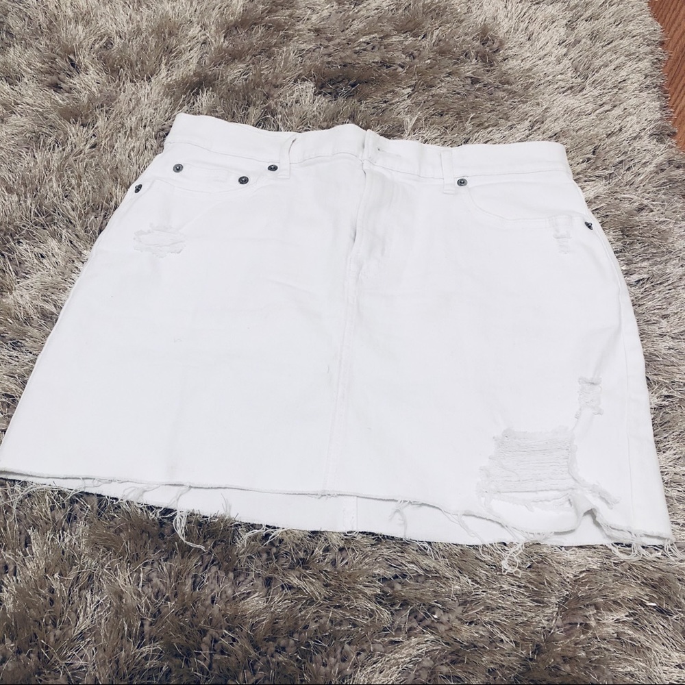 Gap Jean skirt 🌼🌶⚡️